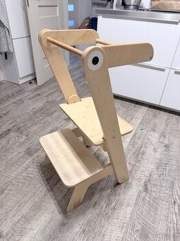 Montessori učící věž Utukutu – přírodní dřevo – použitá