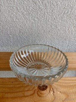 Skleněný popelník