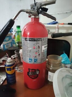 Hasící přístroj hasičák us