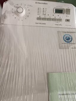 vrchem plněná pračka Electrolux