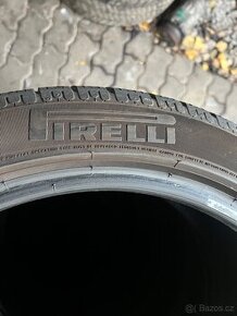 Pirelli 225 / 45R 18