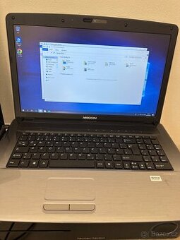 Medion E7222