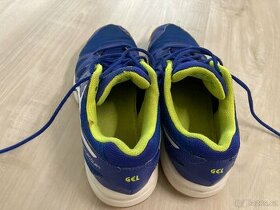 TENISKY SÁLOVKY ASICS VEL. 37,5