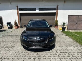 Škoda superb 2.0tdi 110KW combi Xenon, DPH,automat