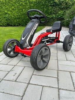 Dětská šlapací motokára