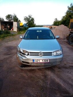 VW Golf 1,6