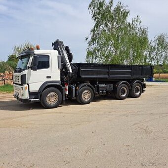 Volvo FM 440 8x4 nosič kontejnerů s rukou HIAB220C5