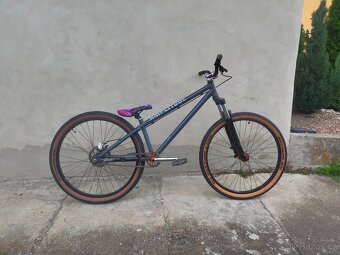 Dirt jump kolo