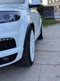 Audi Q7,3.0 TDI,176 KW