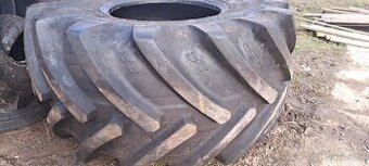 Pneumatika 900/60 R32 na traktor,kombajn