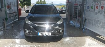 Prodam Hyundai IX35 , 2.0 CRDI , 4x4 , REZERVACE