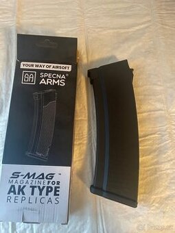 SA zásobník S-Mag na 175 BBs pro AK, tlačný - Černá