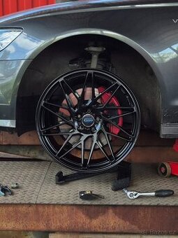 Disky Dotz 5x112 21x10j