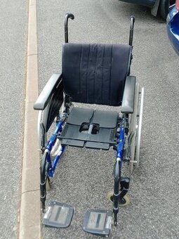 Invalidní vozík skládací - 1