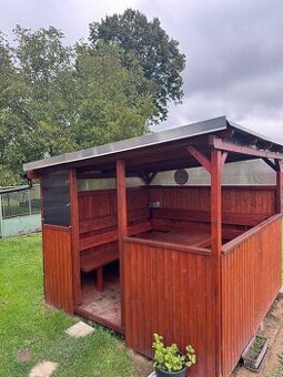 Pergola 2,6x2,6 včetně lavic na míru,šindel střecha - 1