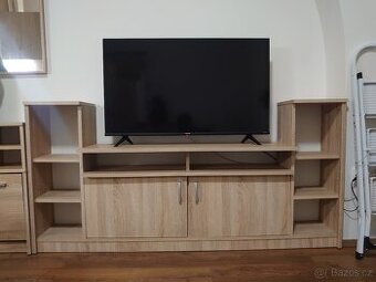 TV stolek Gentofte s knihovnou
