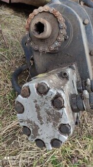 hydraulické čerpadlo, pístnice, rozvaděč