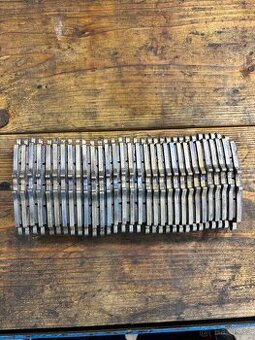 Závodní brzdové destičky SBS, Brembo. Pro Třmeny M50