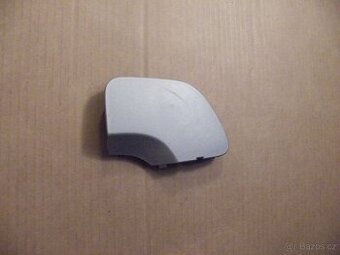 Krytka tažného oka na Dacia Duster