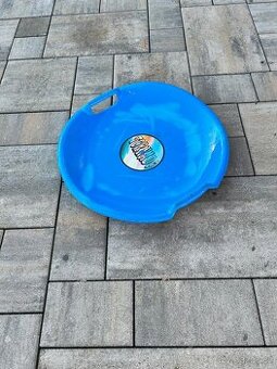 Sáňkovací talíř Tornádo