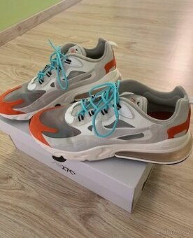 W Nike Air Max 270 (originály)