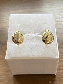 Zlaté náušnice
