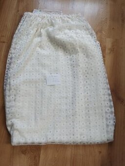 ZÁCLONA - 394 x 200 cm