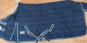 Stájová zimní deka