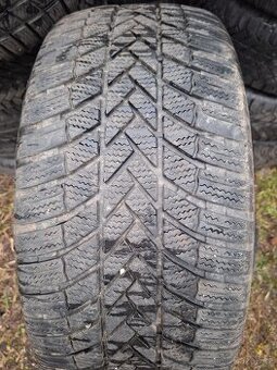 zimni pneu 245/45/19