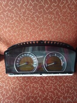 BMW e65 730d budíky