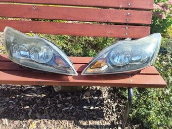 Přední světla Ford Focus mk2