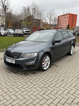 Škoda Octavia RS kombi 2.0 TDI 135kw DSG--2015--1.majitel