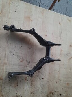 Držák motoru Honda CX500