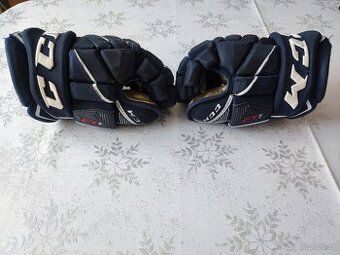 Hokejové rukavice