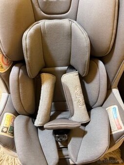 NUNA PRYM (40–105 cm) max. 18 kg