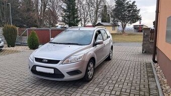 Ford Focus Kombi 1.6i / 74KW
