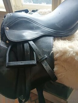 Anglické široké sedlo