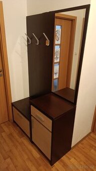 Předsíňová stěna