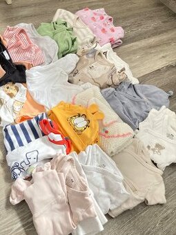 Balicek oblečení plus láhev philips