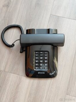 Telefon na pevnou linku