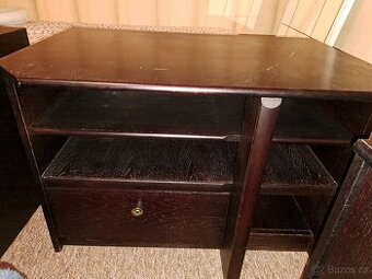 Prodám LEVNĚ nábytek