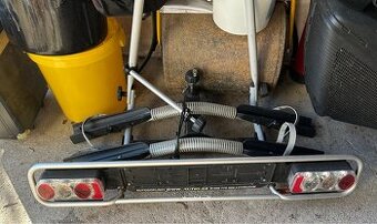 Nosič na kola - uchycení na tažné zařízení