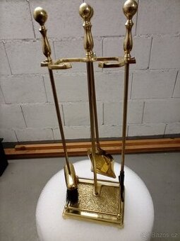 Krbová souprava nářadí ve stojanu,