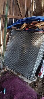 Ocelové mříže, sítě, plot, síto