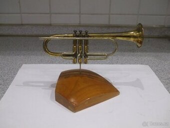 Mosazná trumpetka