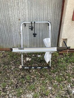 Nosič na 4 kola Thule na 5. dveře