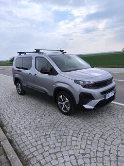 Peugeot Rifter 1.5 HDI ,96k,,manuál,10/2025 ,7 mist