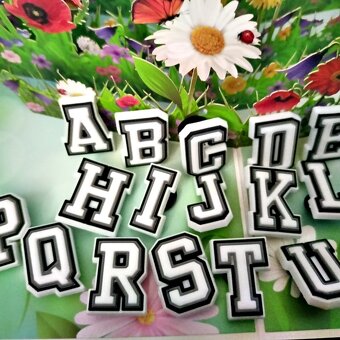 26 kusů Písmena odznáčky ABCD... na boty typu CROCS