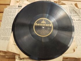 Prodám staré (šelakové) gramofonové desky