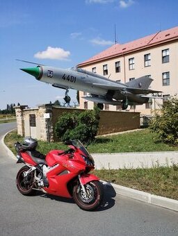 Honda VFR 800 Vtec V4
